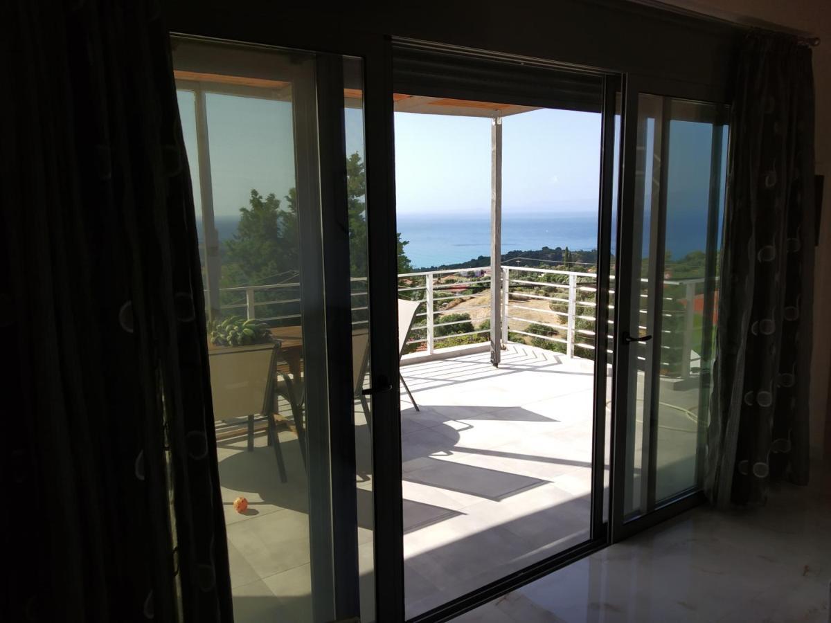 Blue View Sea Apartment Ratzaklíon 外观 照片